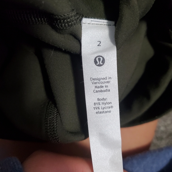 Lululemon leggings - Picture 4 of 16